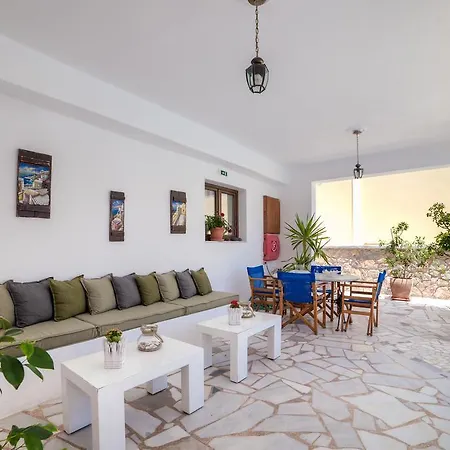 Ifestos Apartahotel