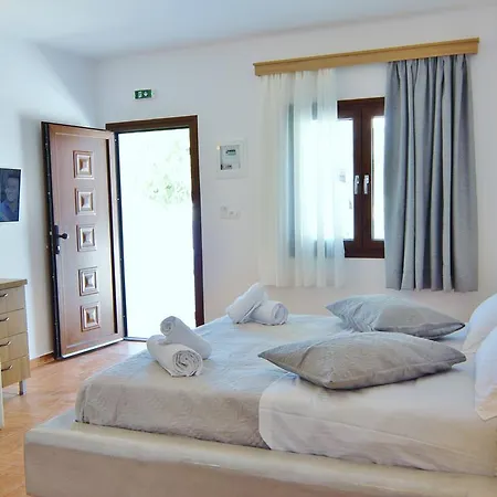 Ifestos Apartahotel