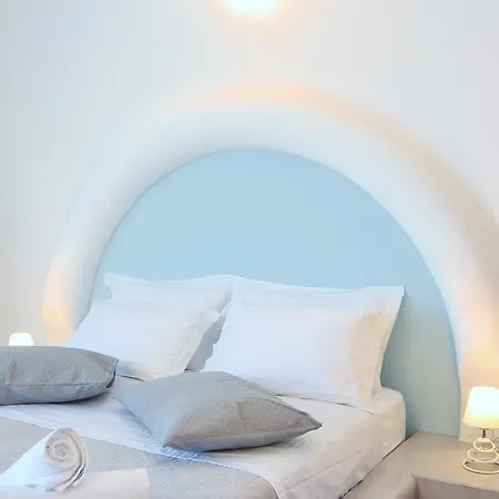 Ifestos Lägenhetshotell Fira (Santorini)