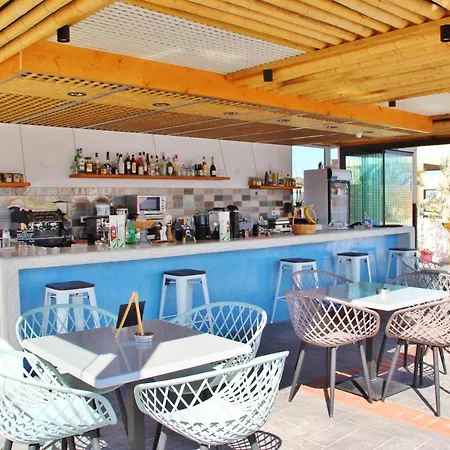 Apartahotel Ifestos Fira (Santorini)